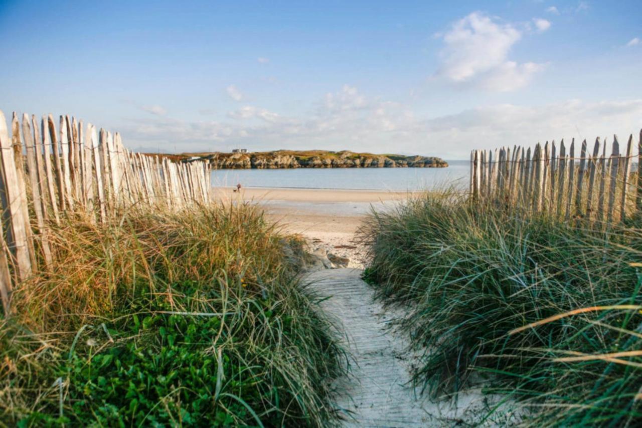 ホーリーヘッド Charming 2 Bed House Near Rhoscolyn Discounts Forヴィラ エクステリア 写真