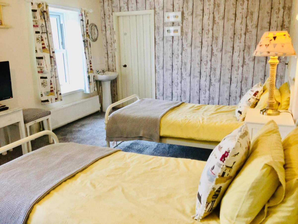ホーリーヘッド Charming 2 Bed House Near Rhoscolyn Discounts Forヴィラ エクステリア 写真